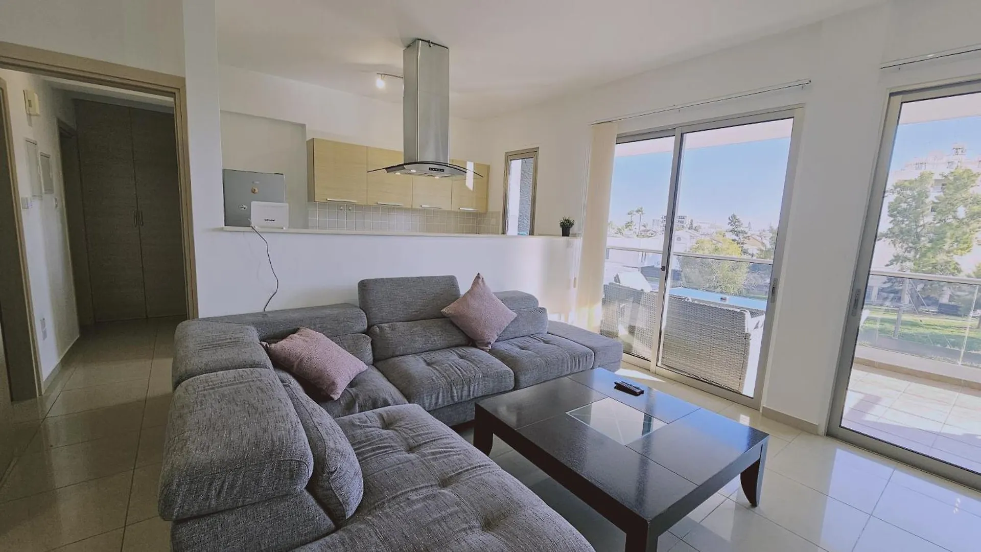 Stay White Petals Apartment Larnaca 0*,  Cyprus