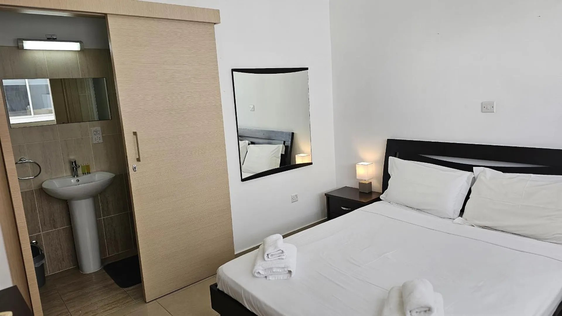 Stay White Petals Apartment Larnaca Cyprus