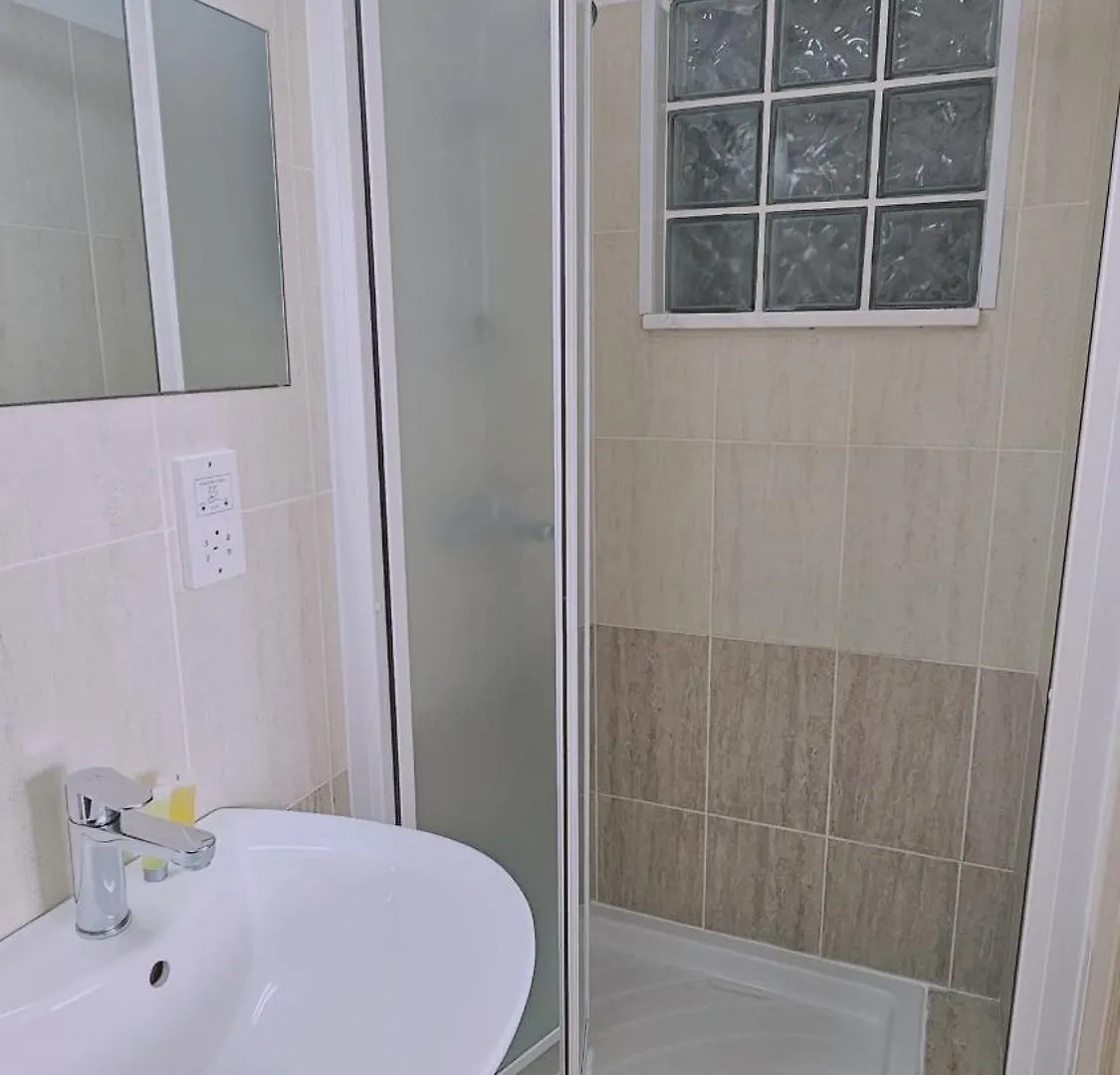 Stay White Petals Apartment Larnaca